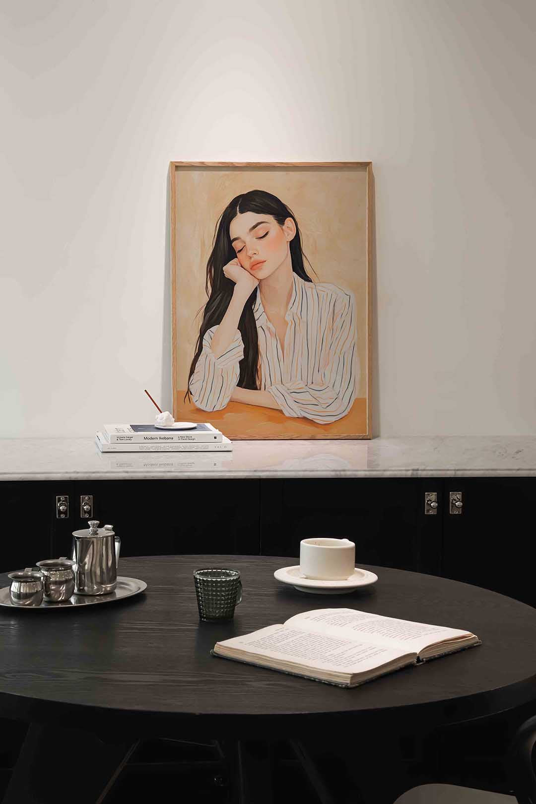 Vrouw met gesloten ogen – moderne poster in staand formaat