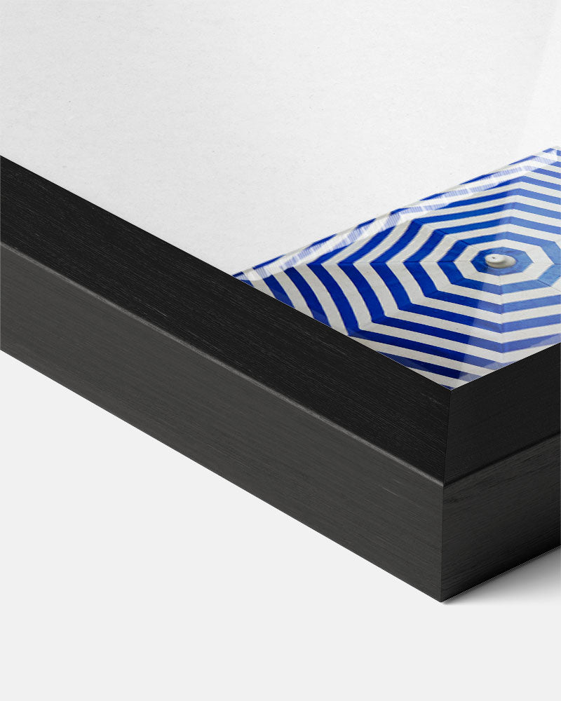 Blauwwitte Paraplu – zomer poster als frisse staande wanddecoratie
