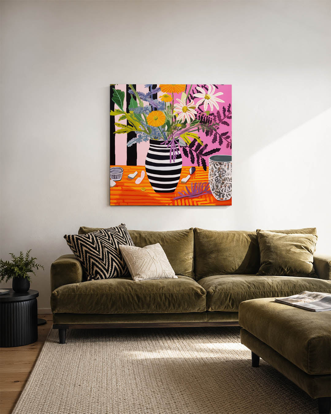 Bloemrijke compositie kunstwerk – sfeerbeeld – dit kunstwerk toont een levendige bloemenvaas met contrasterende kleuren en
