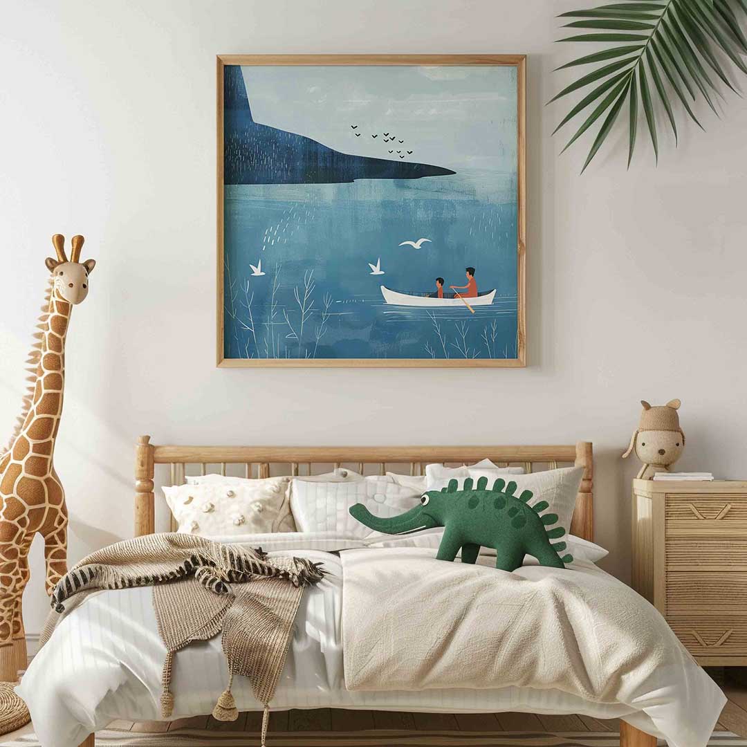 Roeiboot op blauwe zee – vierkante kinderkamer wanddecoratie van WallArtistic
