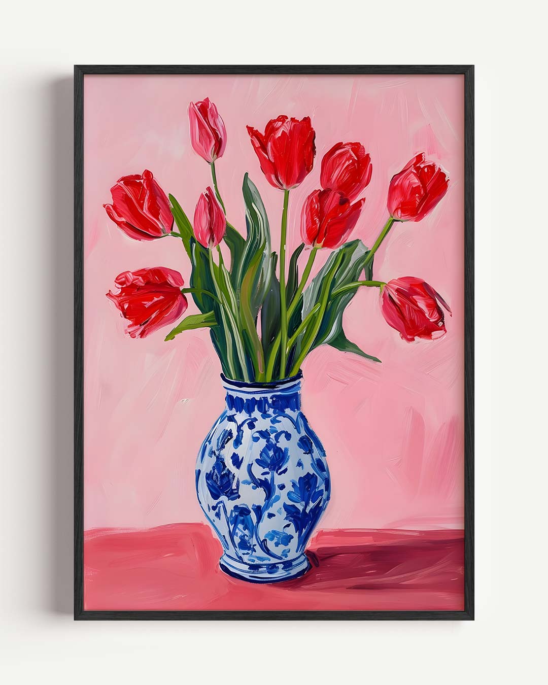 Vrolijke Tulpen in Blauw Witte Vaas – Popart en Streetart portret poster als wanddecoratie