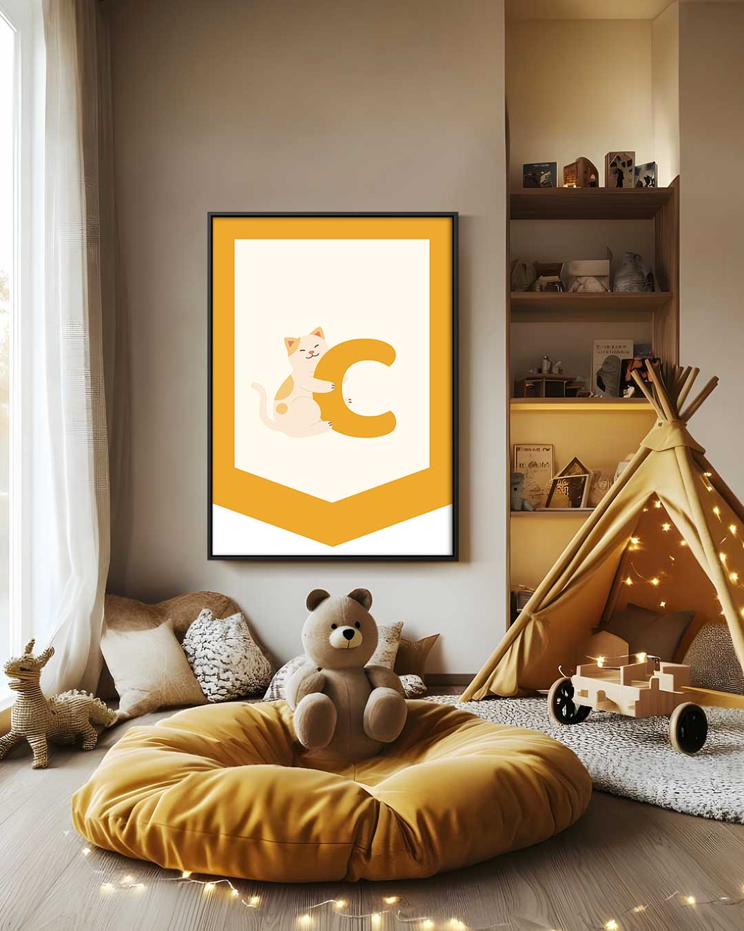 Kattenvlag met Letter C – staand kunstwerk voor modern interieur