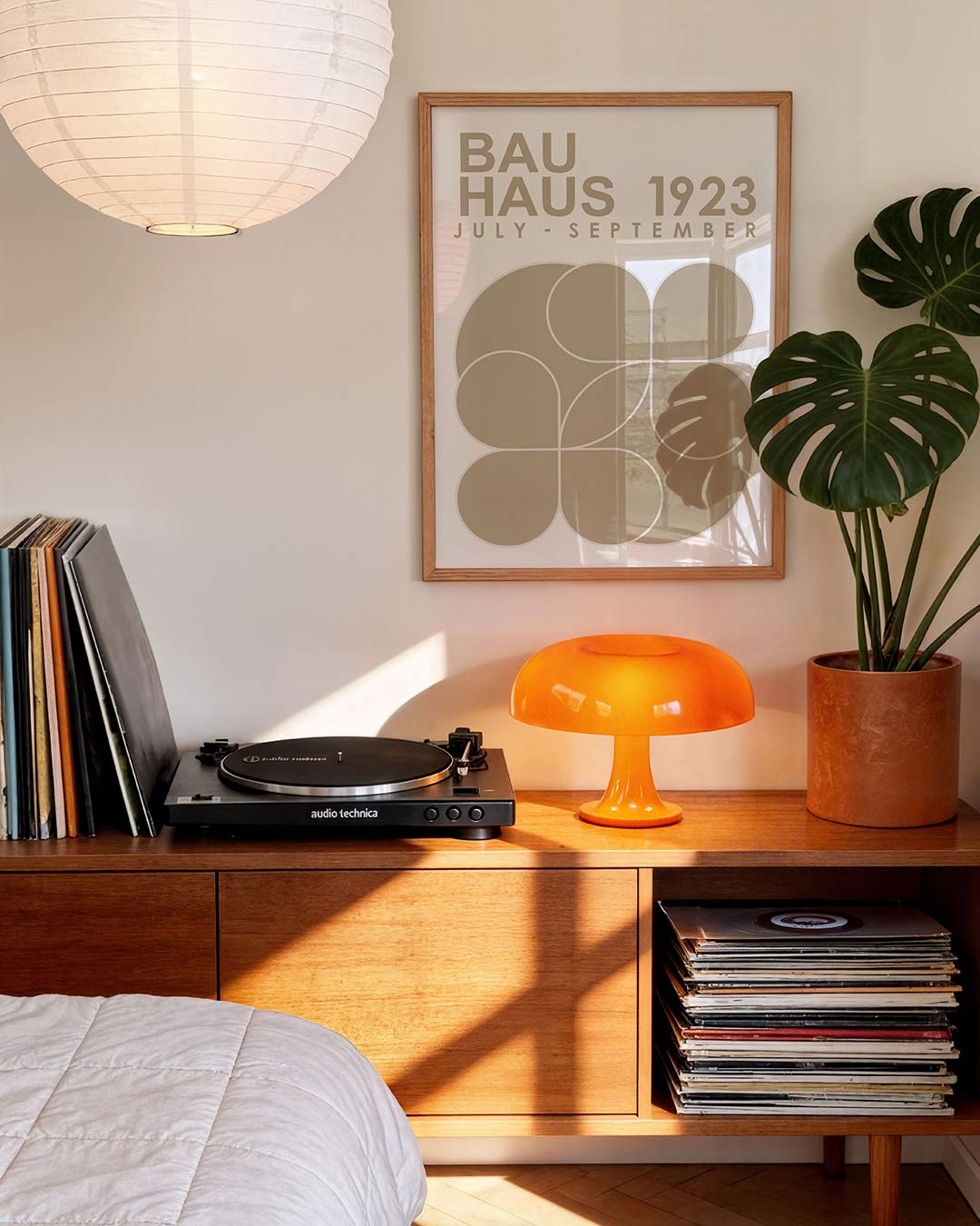Vormritme en lijnen – geometrische Bauhaus poster in staand formaat