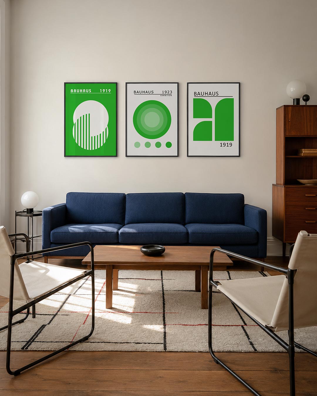 Cirkel en strepen posterset – derde productweergave – een groene achtergrond met een witte cirkel. Binnen de cirkel zijn