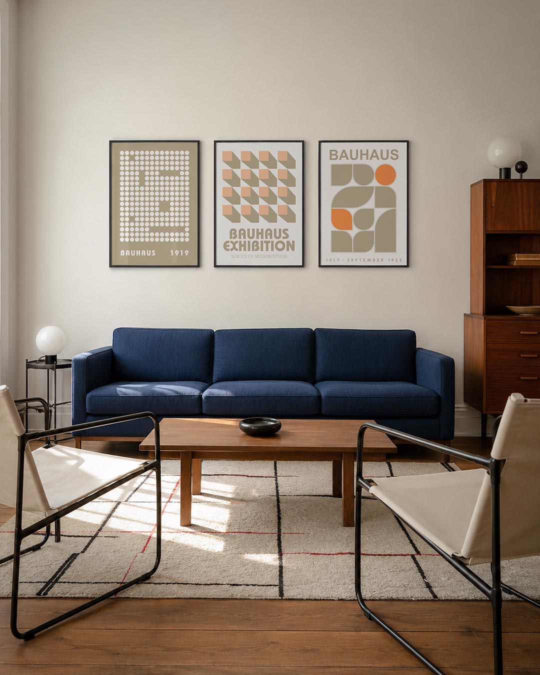 Cirkelpatroon driedelige posterset – deze poster toont een patroon van witte cirkels op een beige achtergrond. De