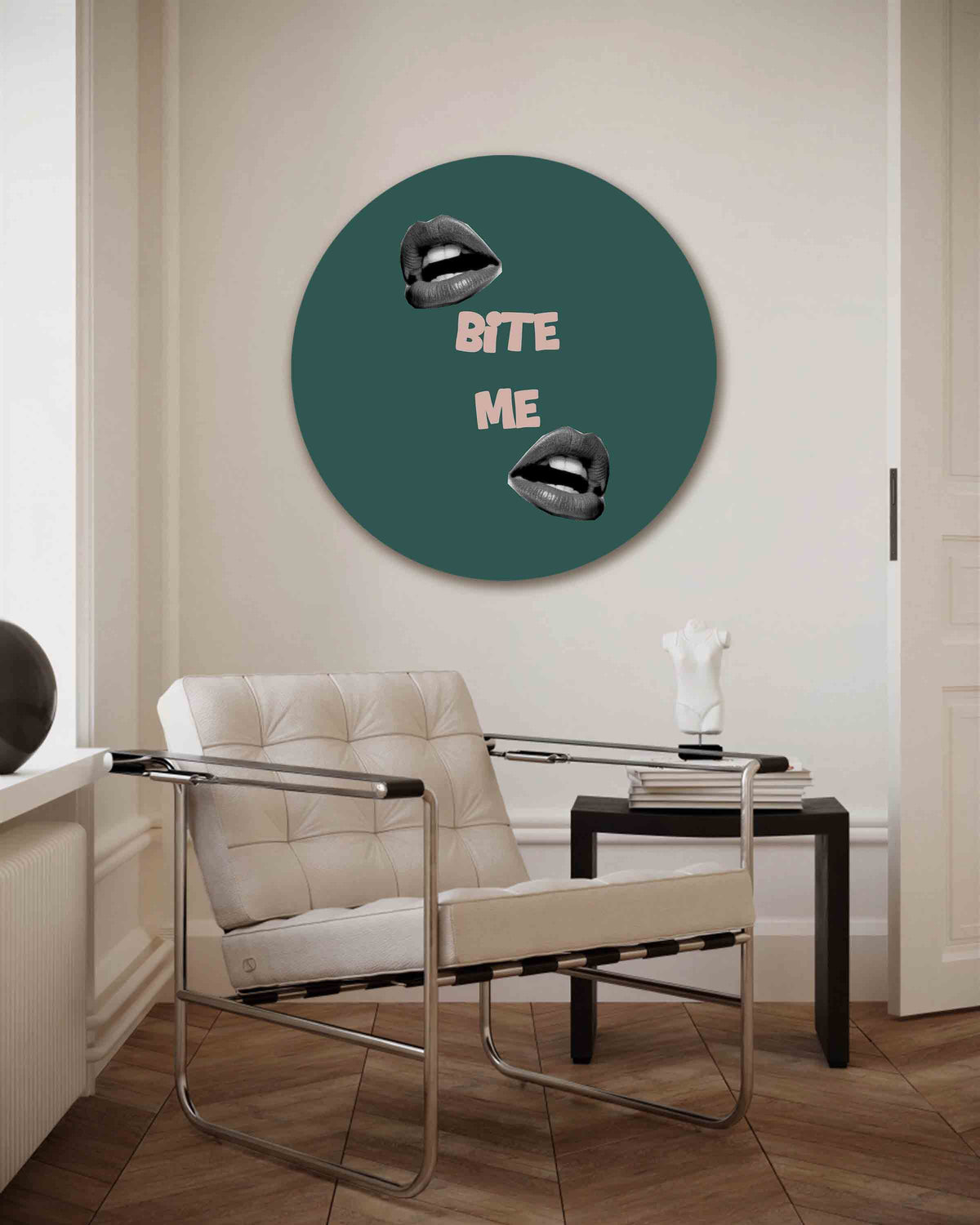Bite me – Pop Art muurcirkel als ronde wanddecoratie