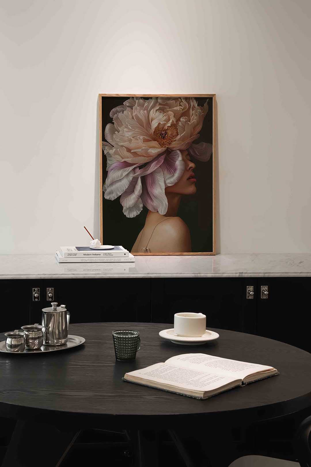 Bloem en gezicht – portret poster in staand formaat