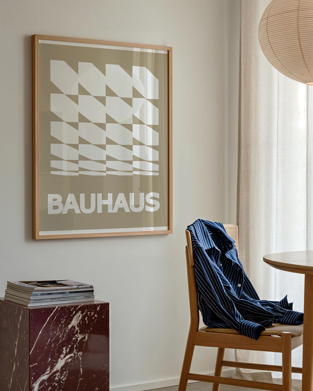 Vormritme en vlakkenspel – geometrische poster in Bauhaus-stijl van WallArtistic