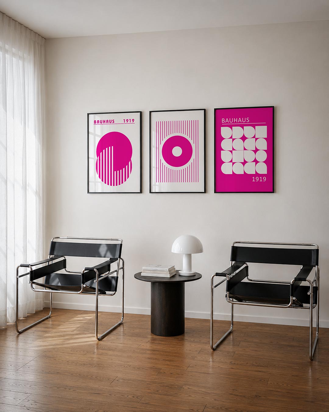 Cirkel en strepen posterset – tweede productweergave – felroze cirkels overlappen elkaar met verticale witte