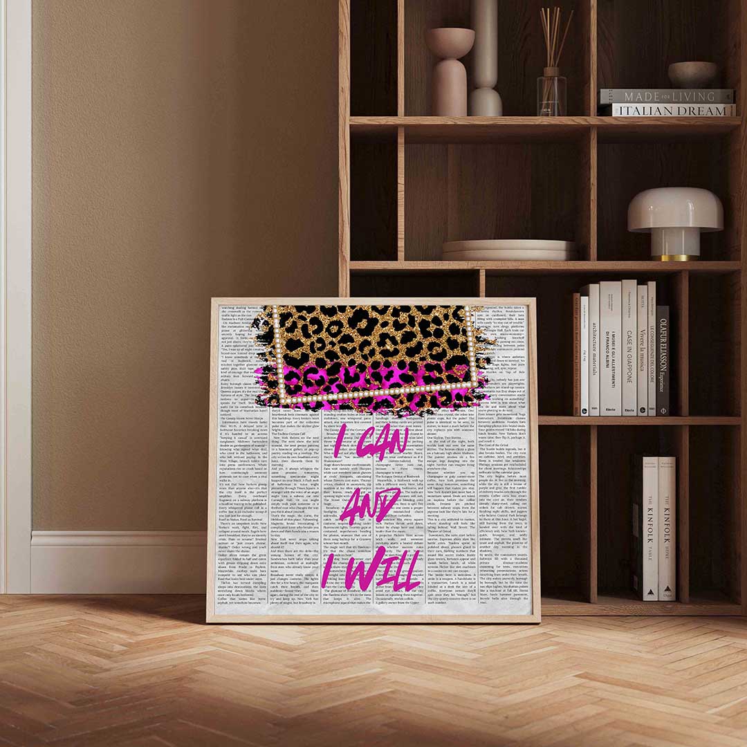 Luipaardprint en tekst – kleurrijke Pop Art poster in vierkant formaat