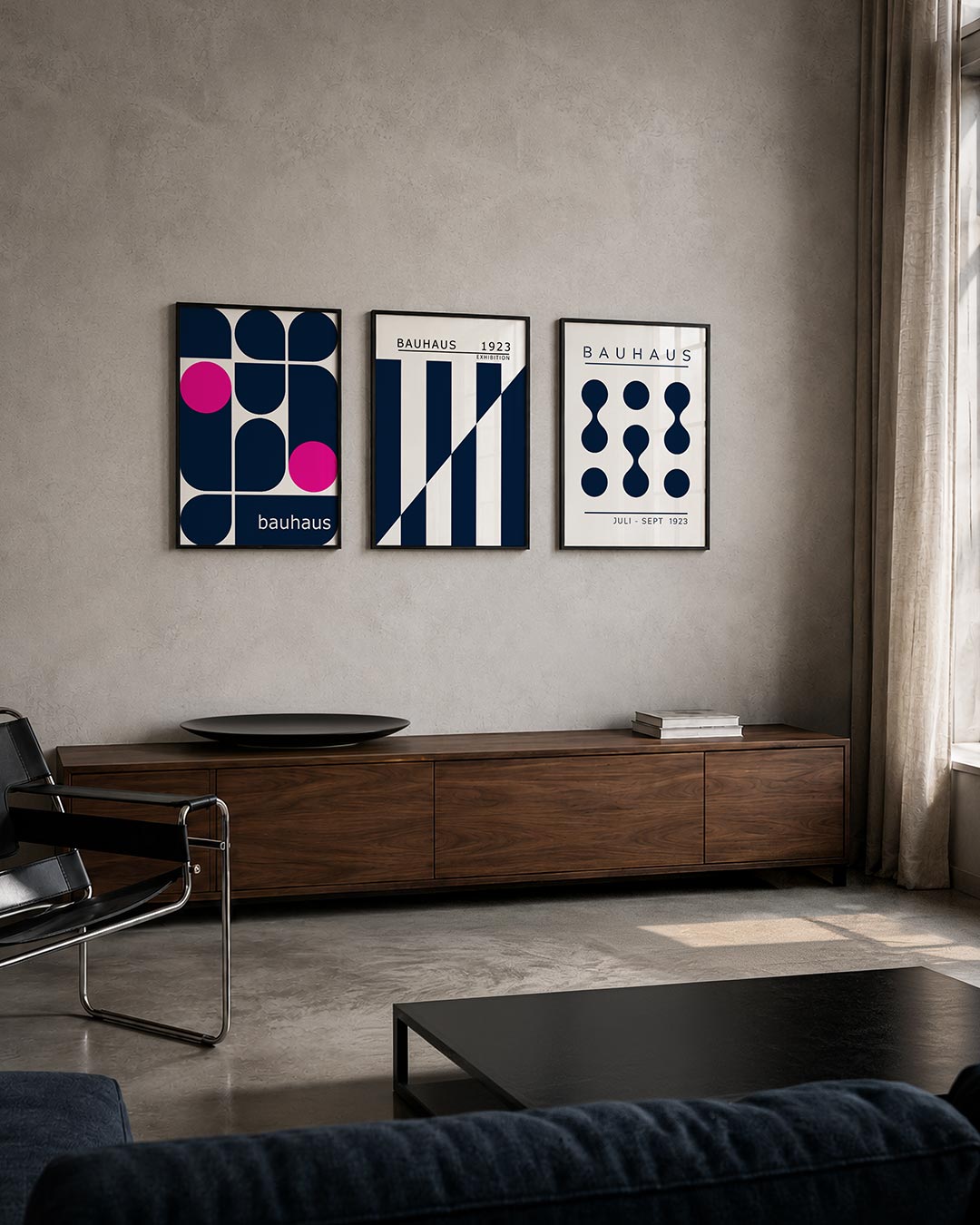 Vorm en kleur posterset – tweede productweergave – deze posterset in drie delen toont een speelse combinatie van donkerblauwe