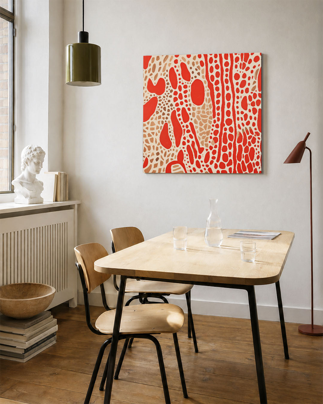 Organische patronen kunstwerk – vierkante wanddecoratie – dit werk toont een dynamisch spel van organische vormen in rood en