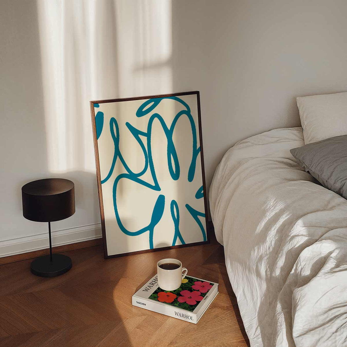 Abstracte Blauwe Bloem – staande bloemen wanddecoratie van WallArtistic