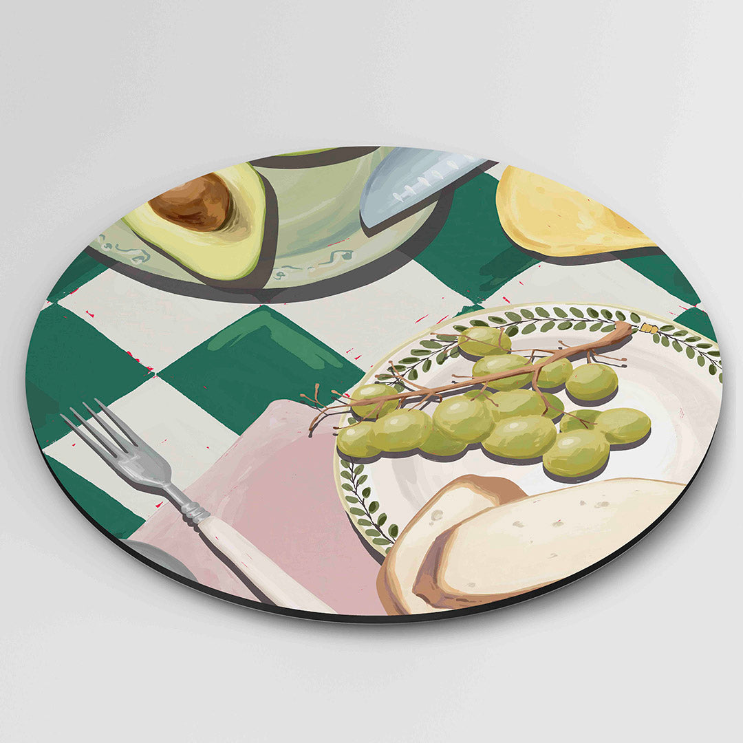 Avocado en druiven – ronde wanddecoratie met abstract ontwerp