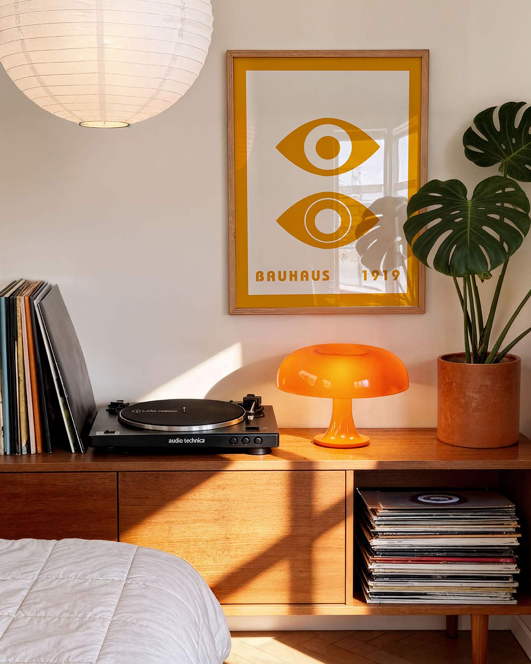 Oogvormen en kleur – geometrische Bauhaus poster in staand formaat