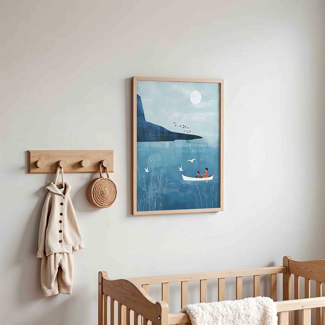 Roeiboot op blauwe zee – kinderposter in staand formaat