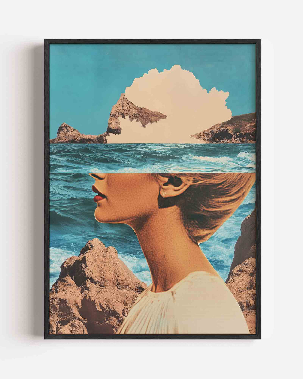 Vrouwenportret en zee – surrealistische portret poster als wanddecoratie