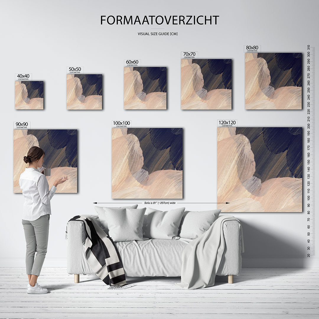 Organische borstelvegen kunstwerk – dit kunstwerk toont vloeiende borstelvegen in beige en zwart, met subtiele overgangen en