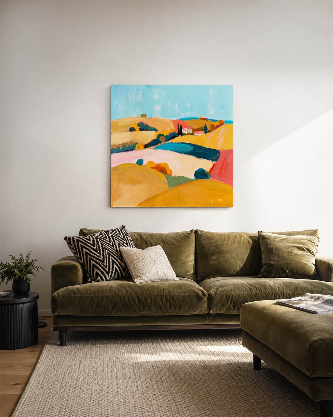 Kleurrijk landschap kunstwerk – sfeerbeeld – dit kunstwerk toont een levendig landschap met glooiende heuvels en een heldere