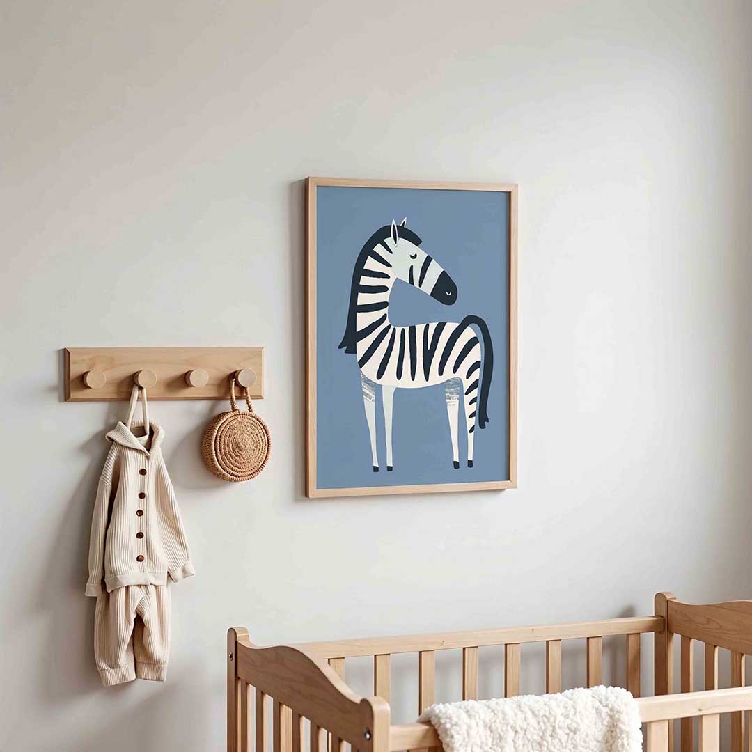 Zebra op blauwe achtergrond – kinderposter in staand formaat
