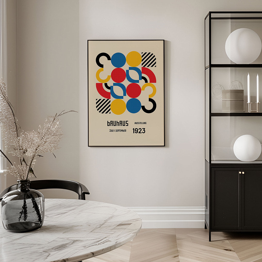 Vormen en kleurvlakken – geometrische Bauhaus poster in staand formaat