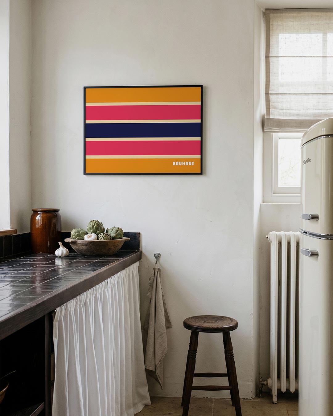 Strepen en kleurvlakken – geometrische poster in Bauhaus-stijl van WallArtistic