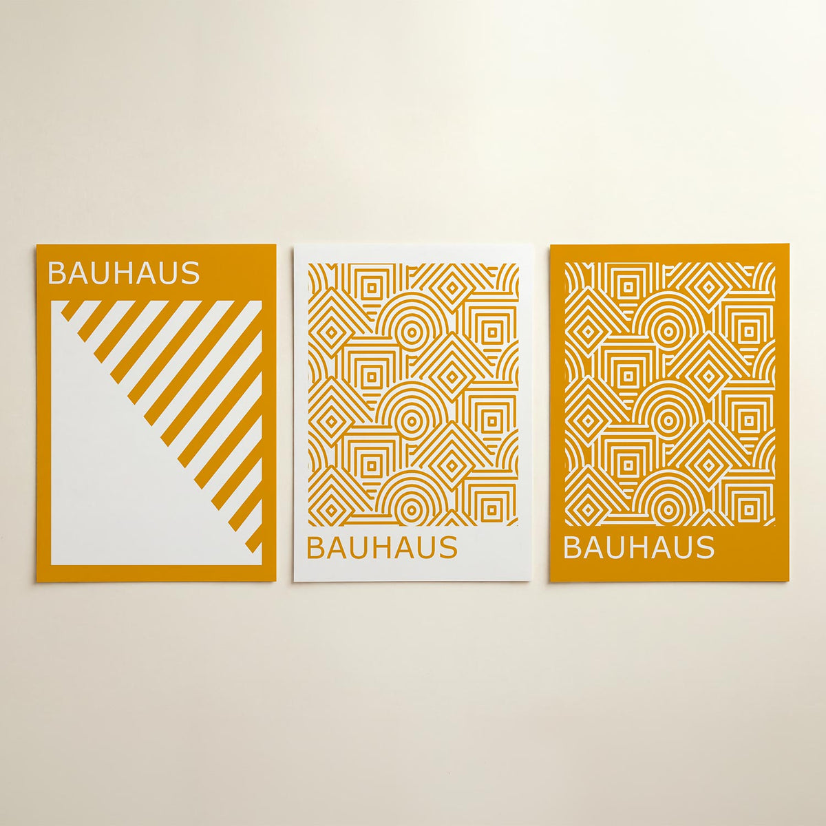 Lijnen en kleurvlakken posterset – detailweergave – deze posterset in drie delen toont een speelse wisselwerking van schuine