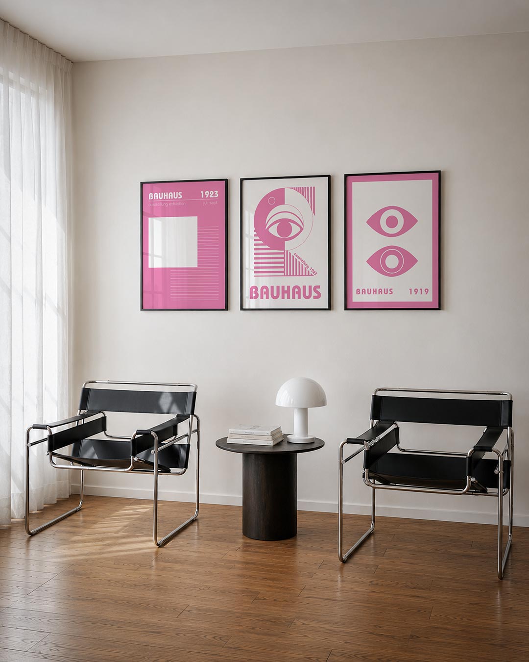 Roze lijnenspel posterset – derde productweergave – een roze achtergrond met een groot wit vierkant en fijne horizontale