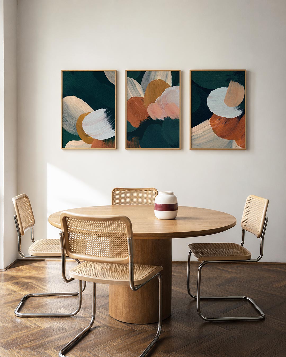 Kleurvlakken harmonie posterset – derde productweergave – deze posterset in drie delen toont een vloeiend spel van