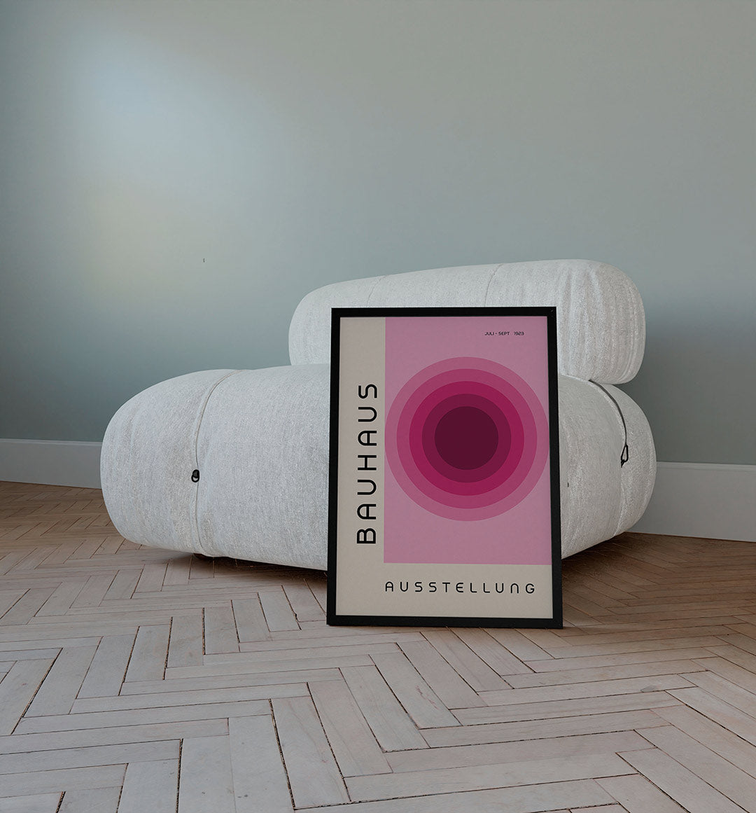 Cirkelvormen en tekst – staande Bauhaus poster voor aan de muur