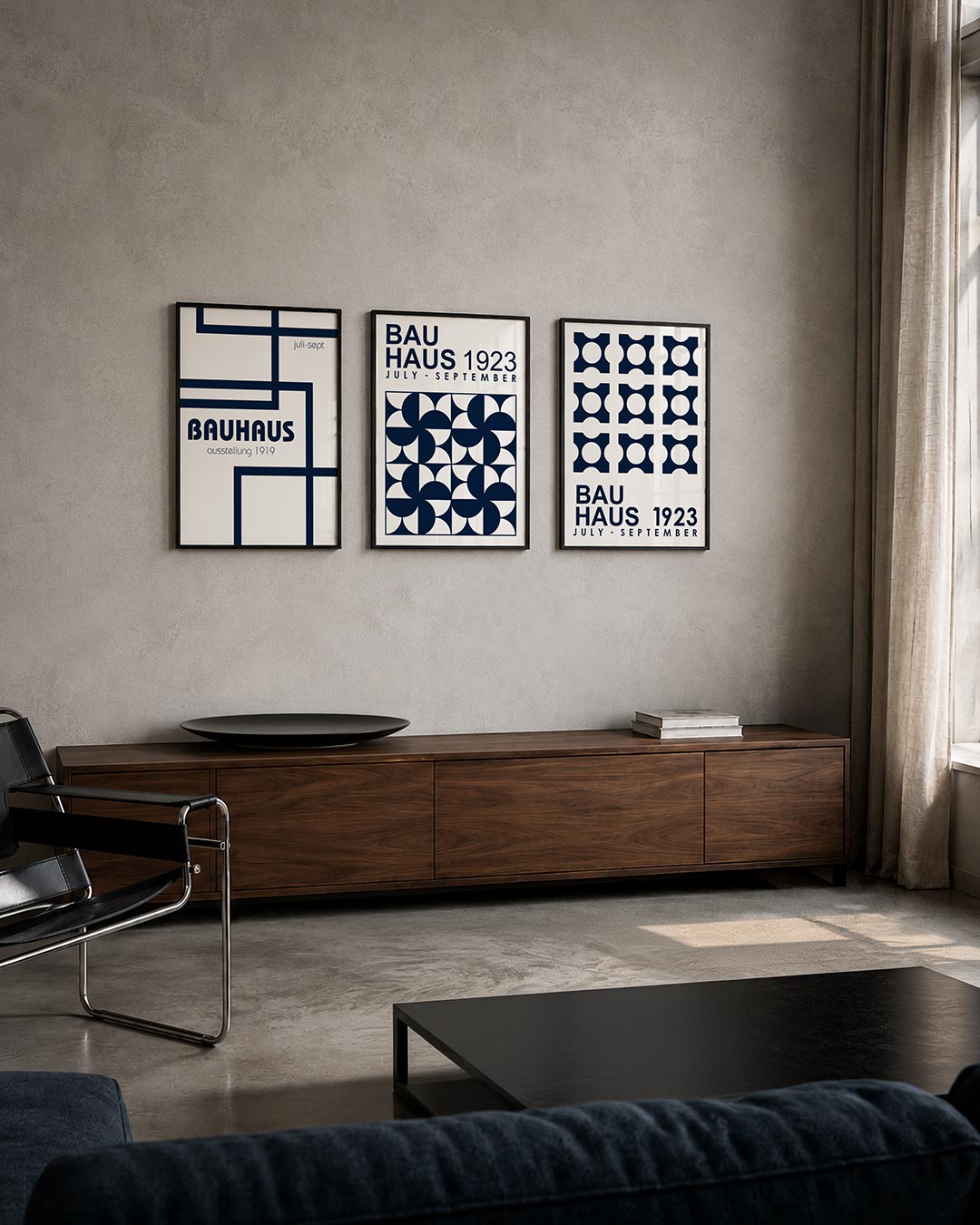 Lijnen en vlakken posterset – tweede productweergave – deze posterset in drie delen toont een spel van donkere lijnen op een
