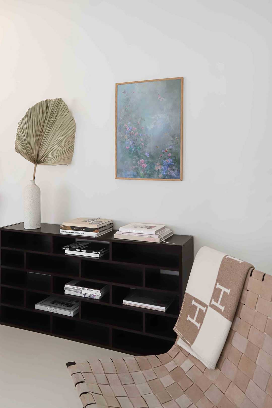 Bloemen en vlinders – staande kleurrijke abstracte wanddecoratie van WallArtistic