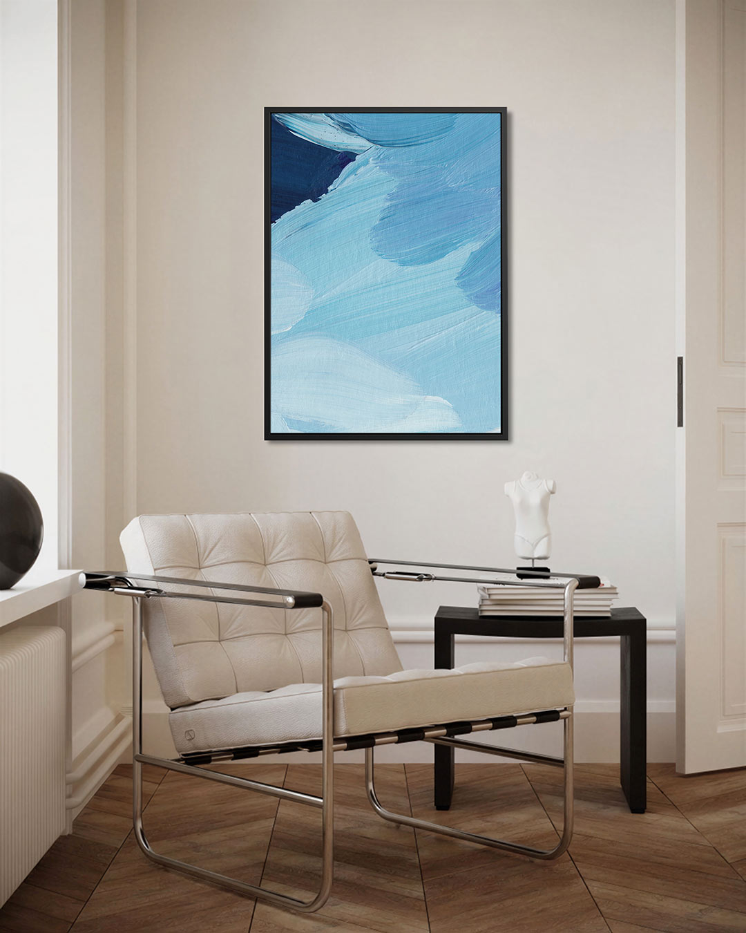 Vloeiende blauwe bewegingen – kunstwerk als stijlvolle wanddecoratie