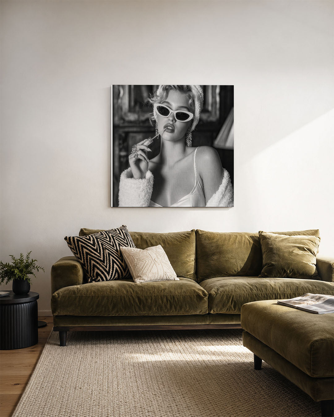 Elegante glamour kunstwerk – derde productweergave – dit kunstwerk toont een vrouw in een glamoureuze setting. De compositie