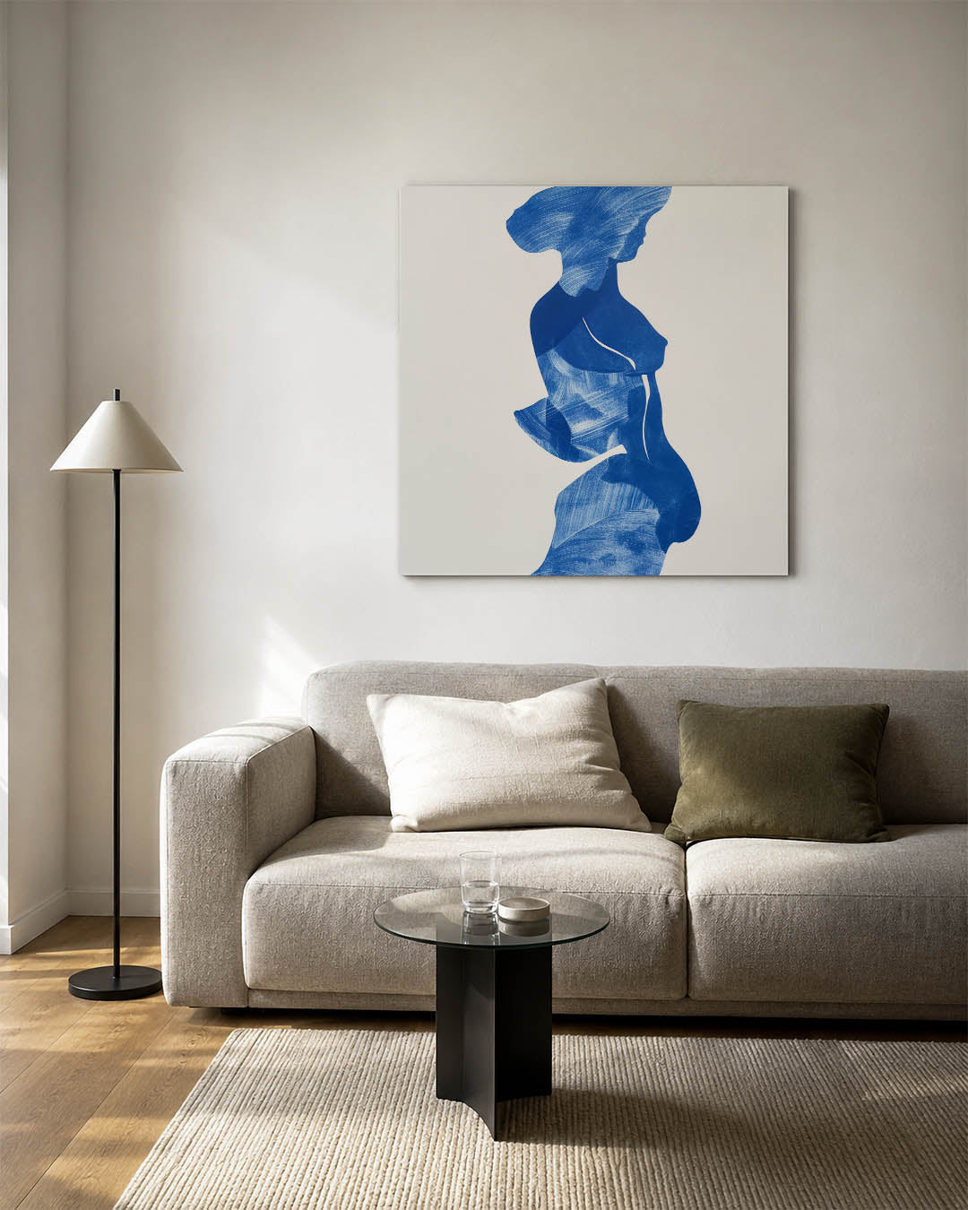 Blauwe silhouet kunstwerk – vierkante wanddecoratie – dit werk toont een silhouet in blauw op een witte achtergrond. De