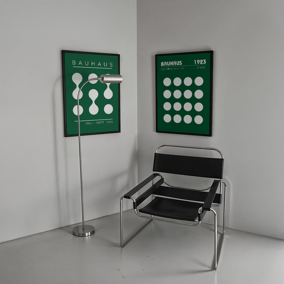 Vorm en balans Posterset-Bauhaus-geïnspireerde geometrische posters in een modern interieur