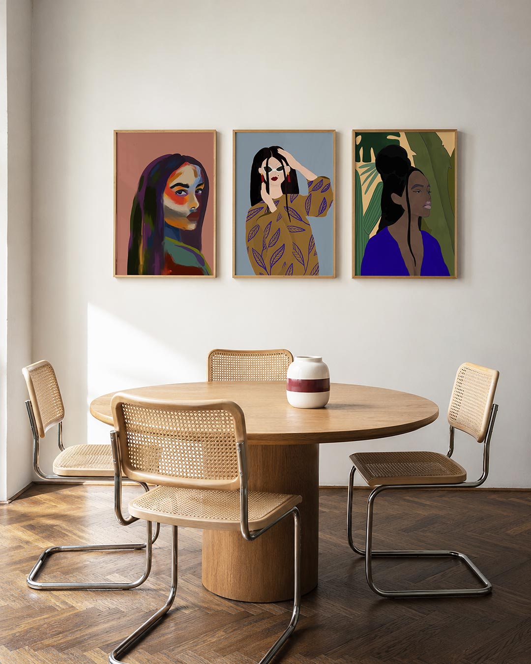 Kleurrijke portretvlakken posterset – derde productweergave – deze posterset in drie delen toont een portret met