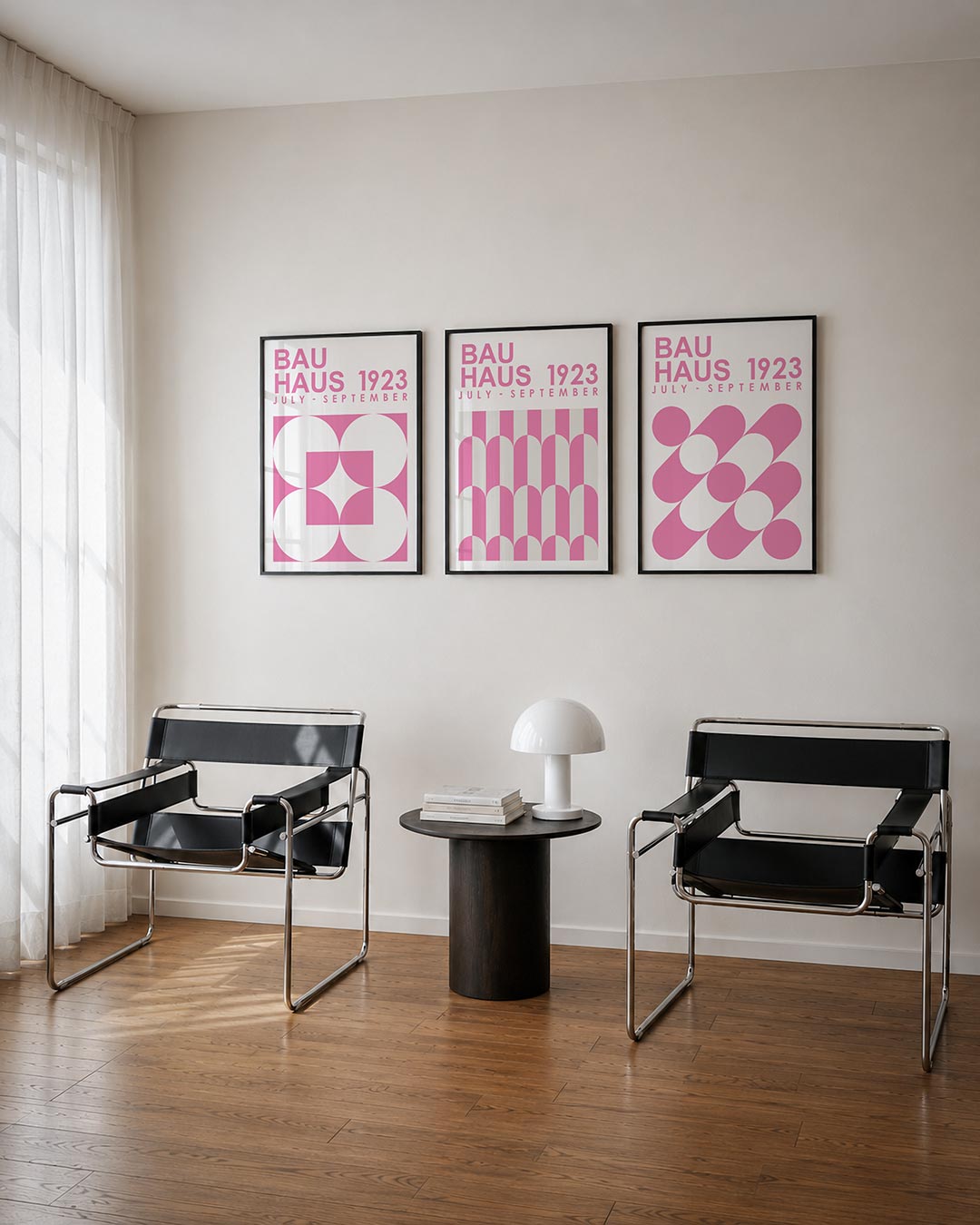 Vormen en vlakken posterset – derde productweergave – deze posterset in drie delen toont een speelse combinatie van roze en
