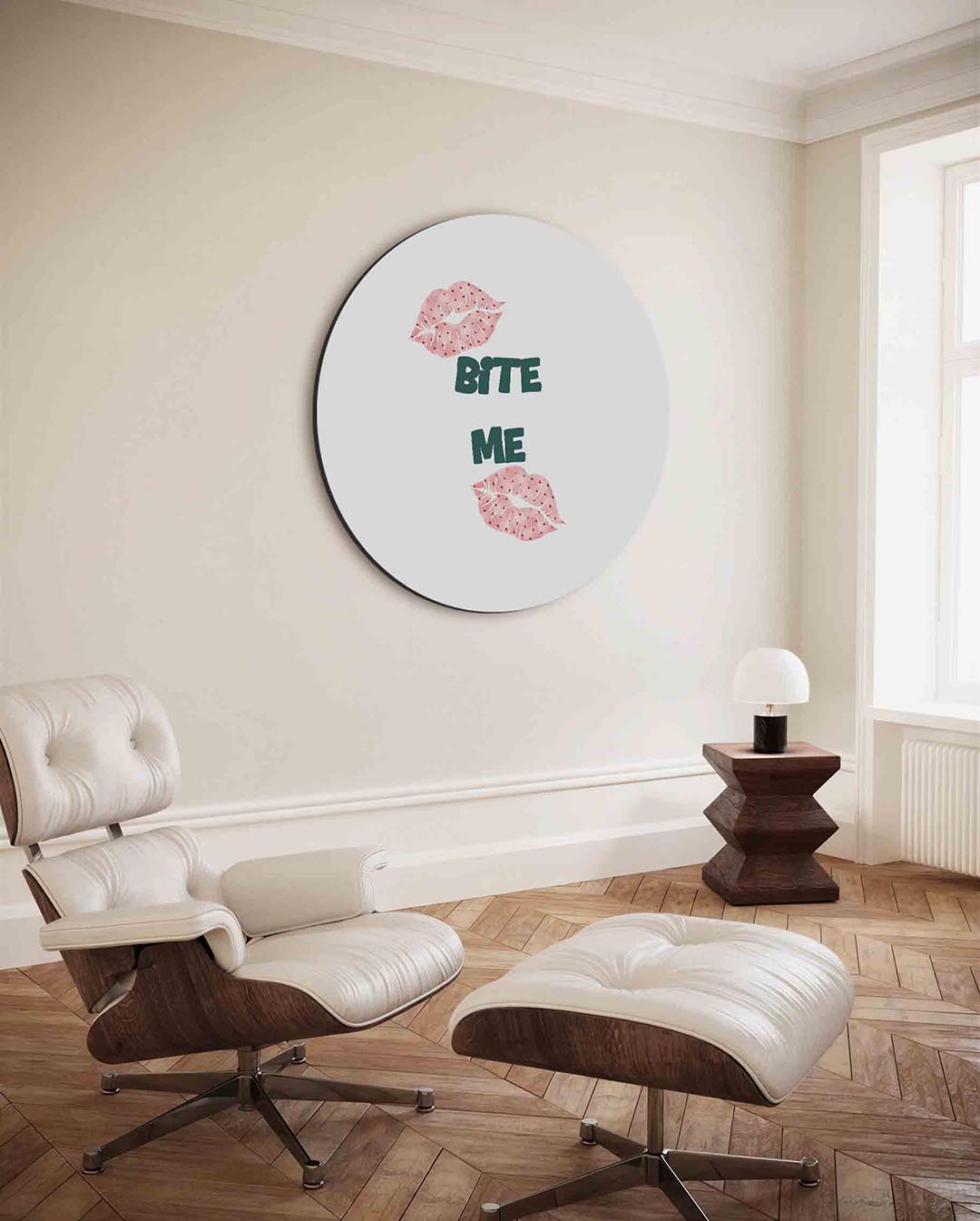 Bite me – ronde Pop Art wanddecoratie van WallArtistic
