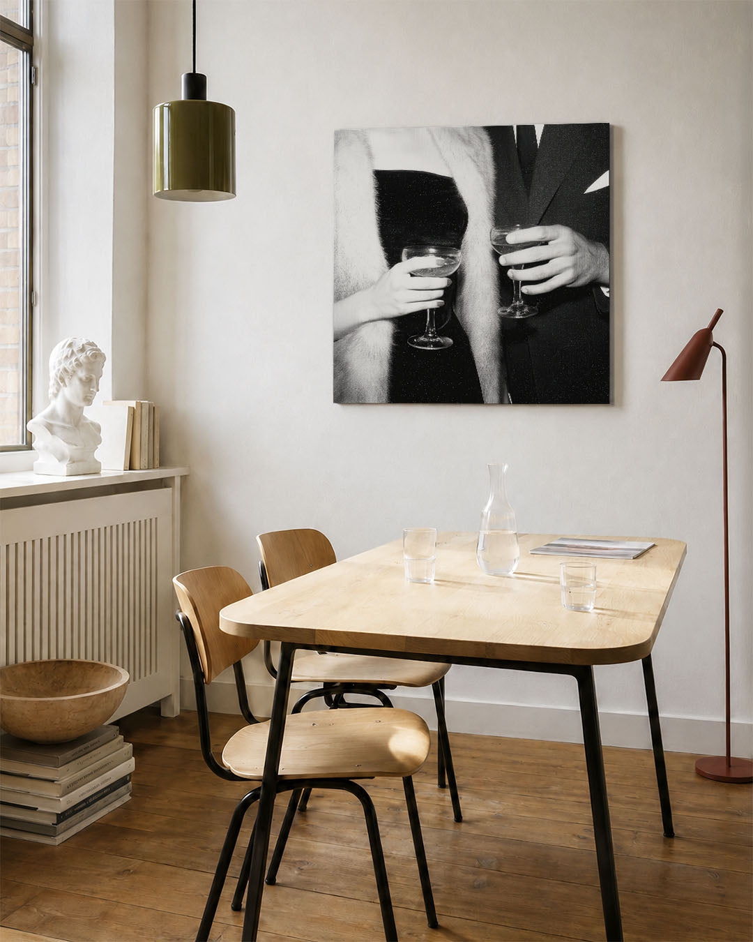 Elegante handen kunstwerk – vierkante wanddecoratie – dit kunstwerk toont twee handen die champagneglazen vasthouden, omgeven