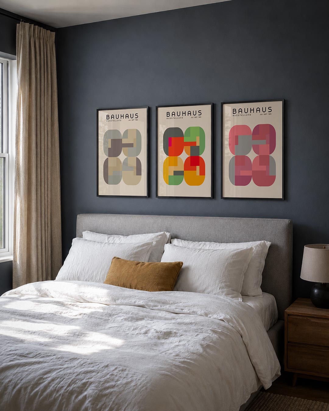 Vorm en kleur posterset – derde productweergave – deze posterset in drie delen toont een harmonie van afgeronde vormen en