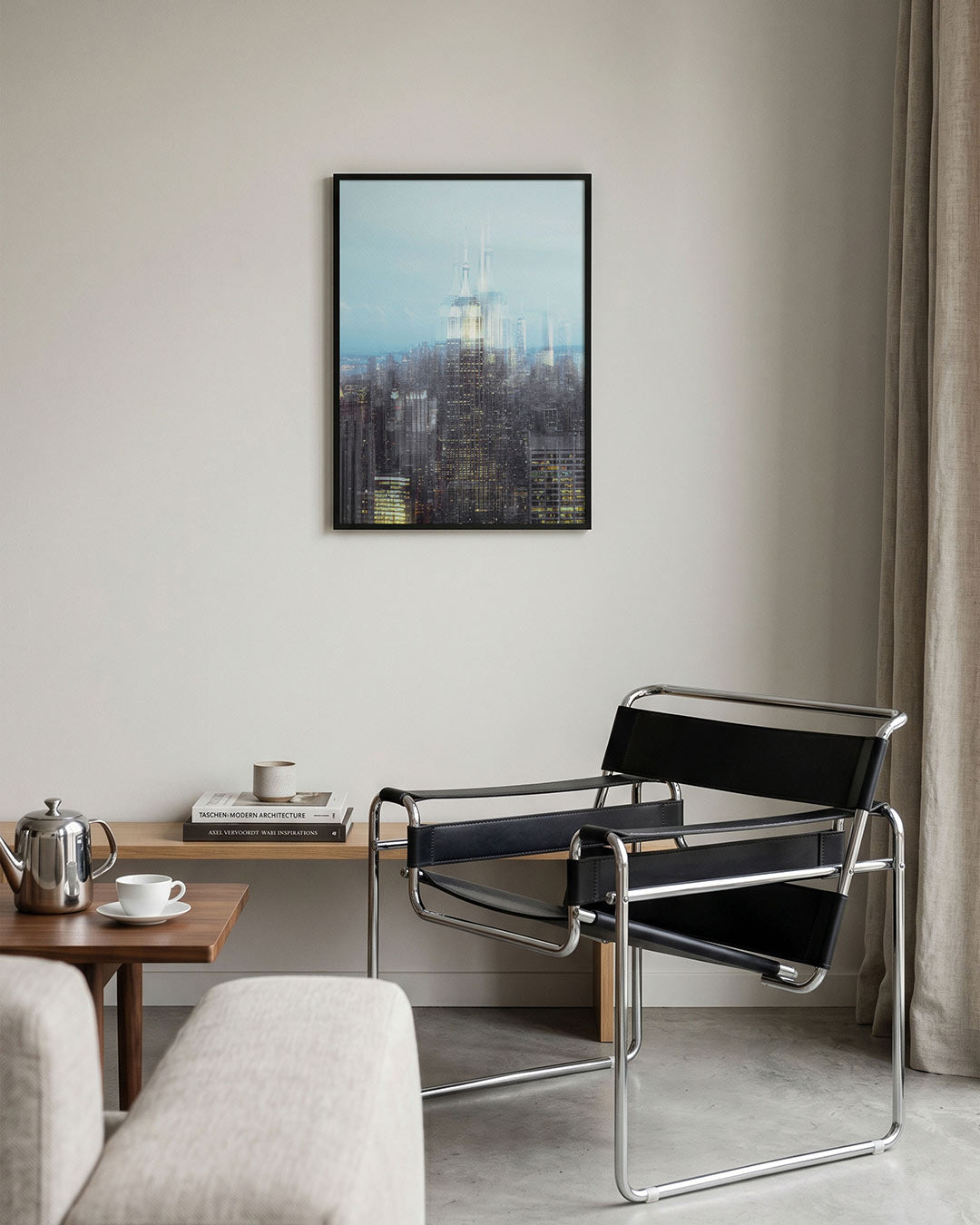 Stedelijke droom poster – tweede productweergave – deze poster toont een vervaagde stadsgezicht met hoge gebouwen die in de