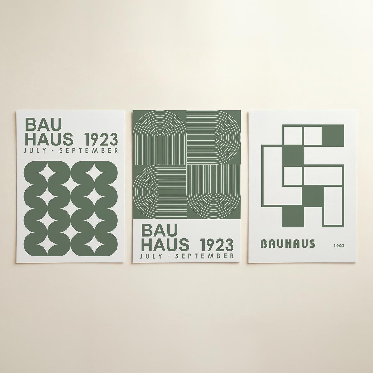 Vorm en ritme driedelige posterset in interieur