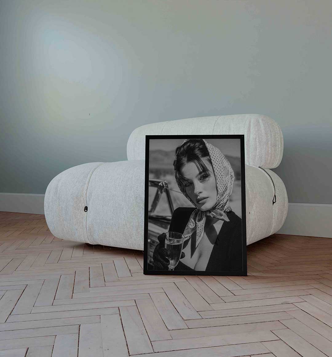 Vrouw met glas – Pop Art wandkunst als portret poster