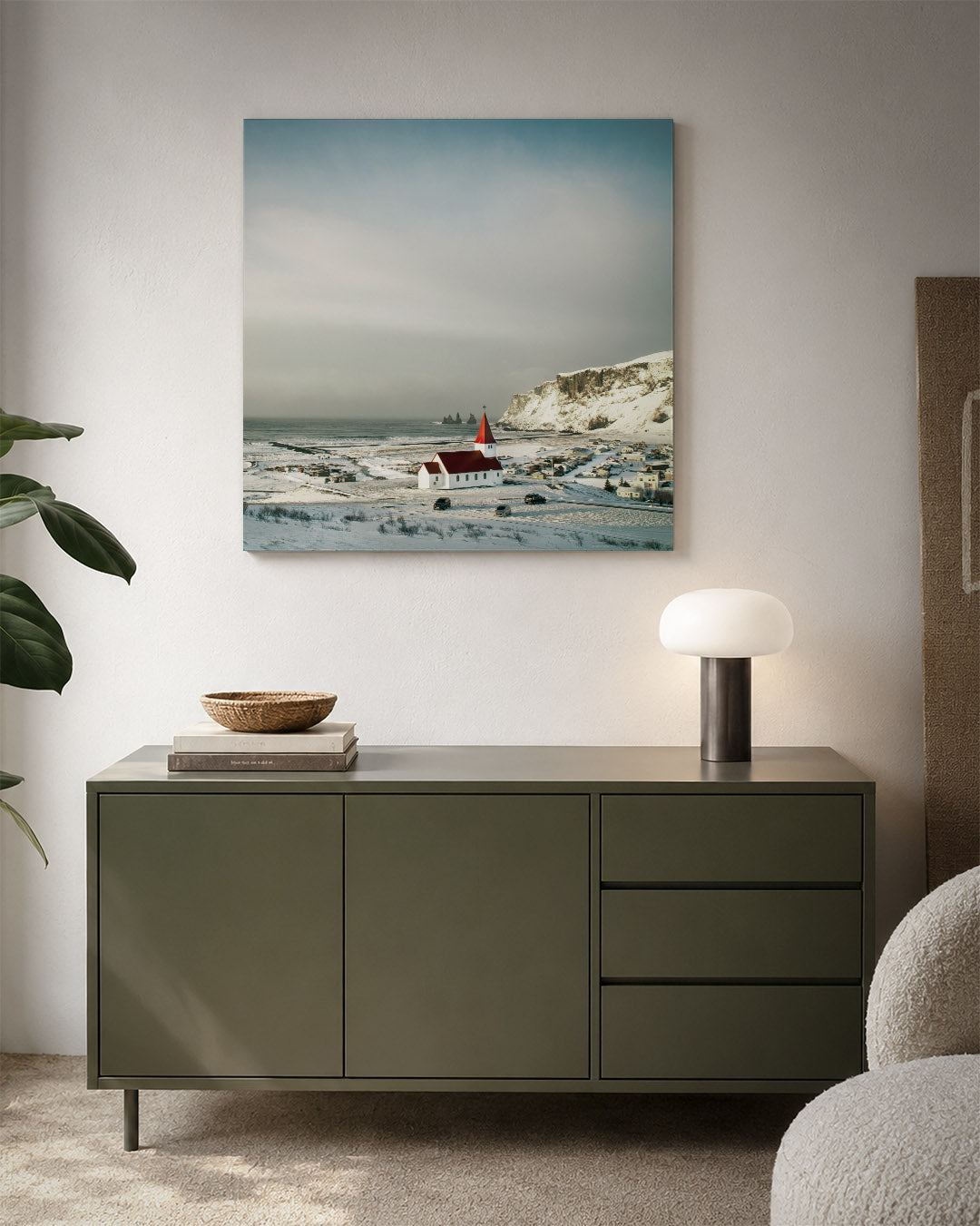 Winterse landschap kunstwerk – detailweergave – deze kunstwerk toont een serene winterse scène met een gebouw in een