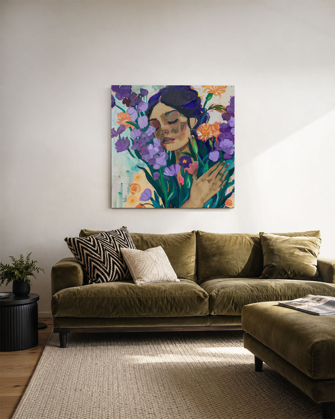 Dromerige bloemenportret kunstwerk – derde productweergave – dit werk toont een serene vrouw omringd door kleurrijke bloemen.