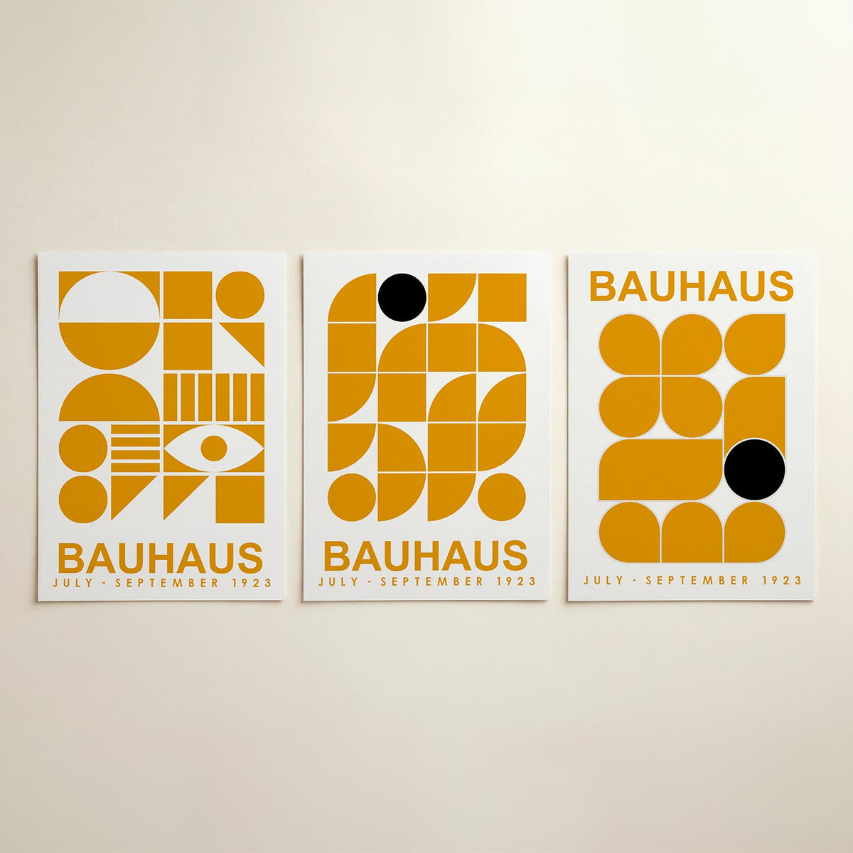 Vormen en vlakken posterset – detailweergave – deze posterset in drie delen toont een speelse combinatie van cirkels, halve