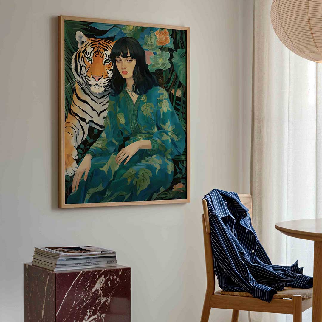 Vrouw en tijger – kleurrijke illustratie poster in staand formaat