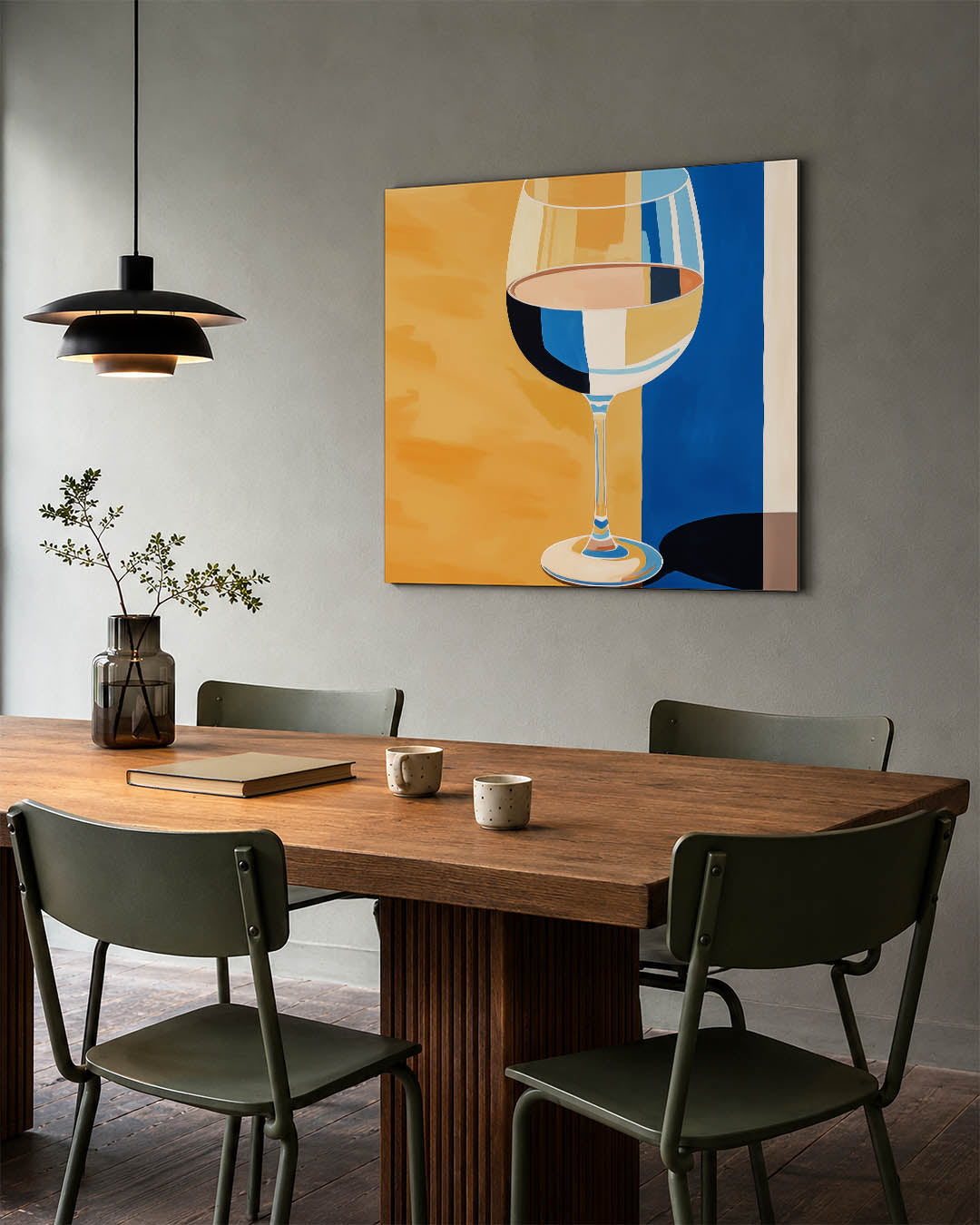 Glas en kleurvlakken kunstwerk – tweede productweergave – dit werk toont een glas tegen een achtergrond van kleurrijke