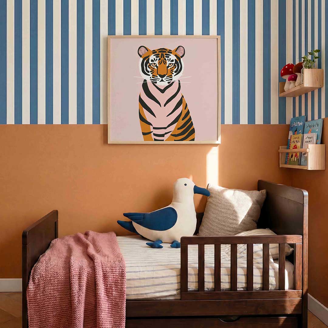 Tijger op roze achtergrond – kids poster in vierkant formaat